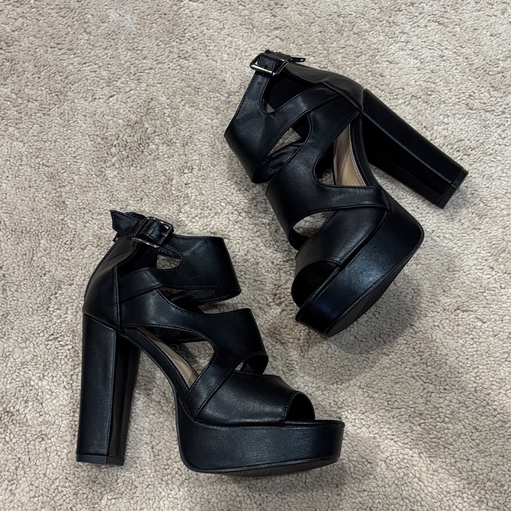 Elegant Black Platform Heels